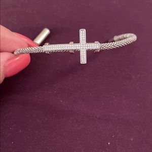 Cross bracelet